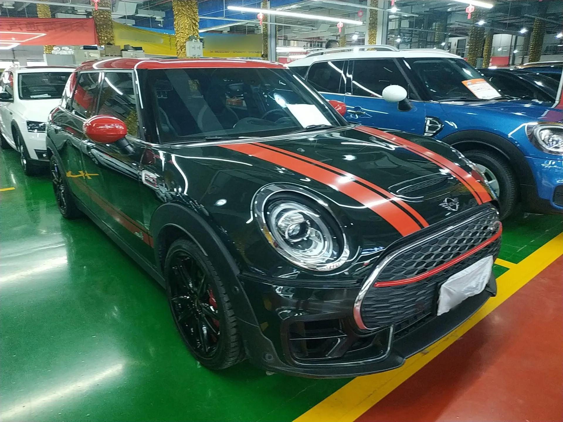 MINI JCW CLUBMAN 2021 2.0T JOHN COOPER WORKS ALL-IN — миниатюра 3