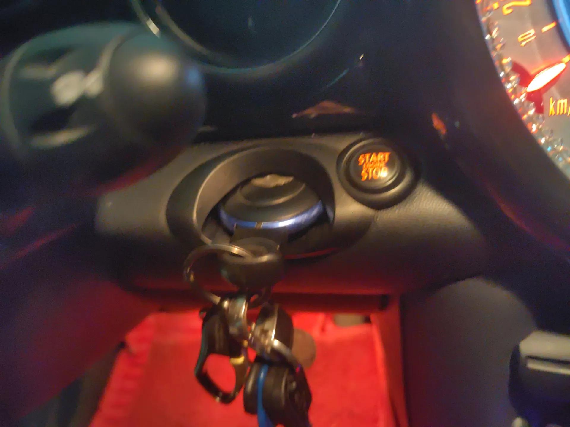 MINI Coupe 2012 1.6L COOPER — миниатюра 9