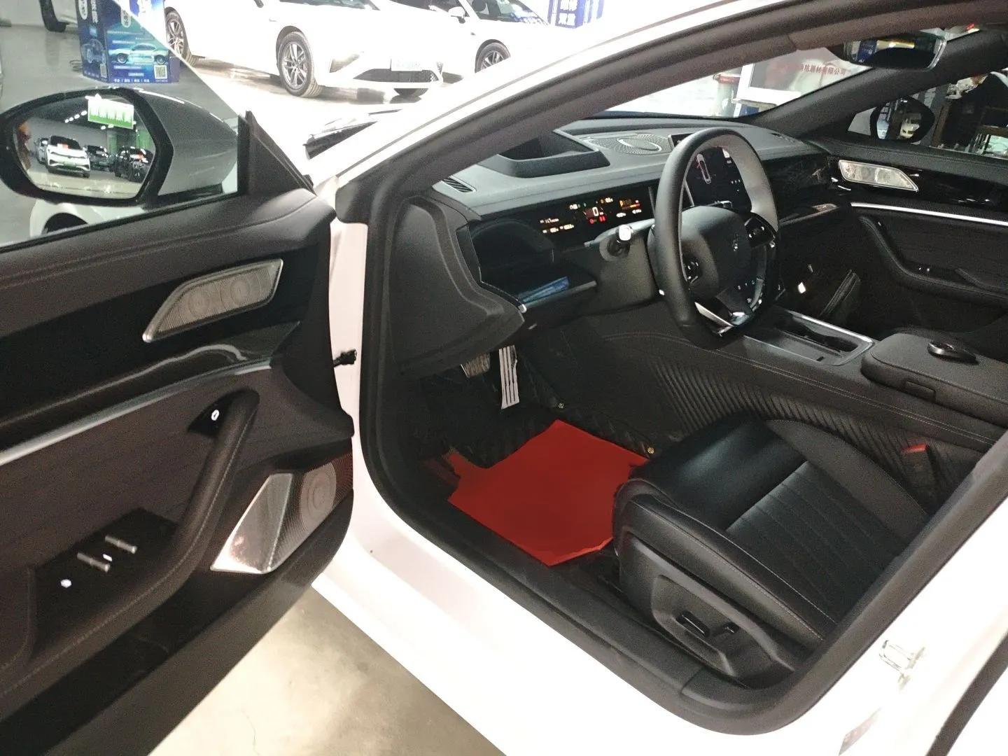 NETA S Shooting Brake 2024 Range-Extended 300 Standard Edition — миниатюра 19