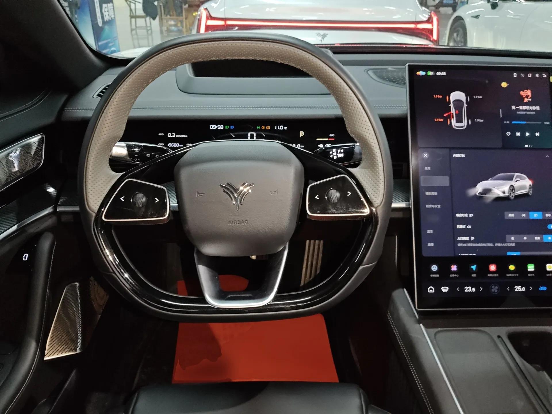 NETA S Shooting Brake 2024 Range-Extended 300 Standard Edition — миниатюра 13