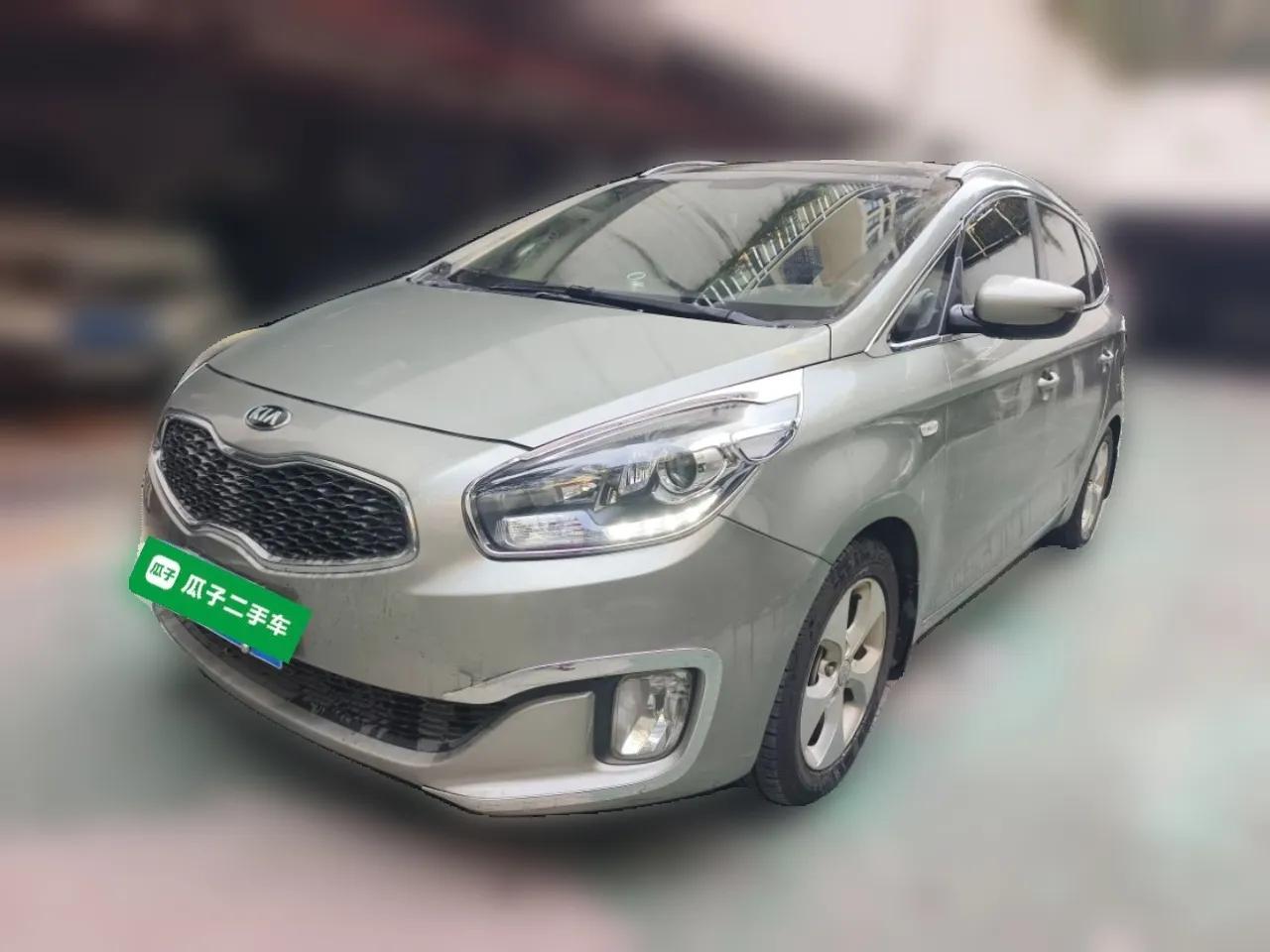 Kia Carens 2013 2.0L 7-Seater Automatic Standard Version China IV Standard — миниатюра 1