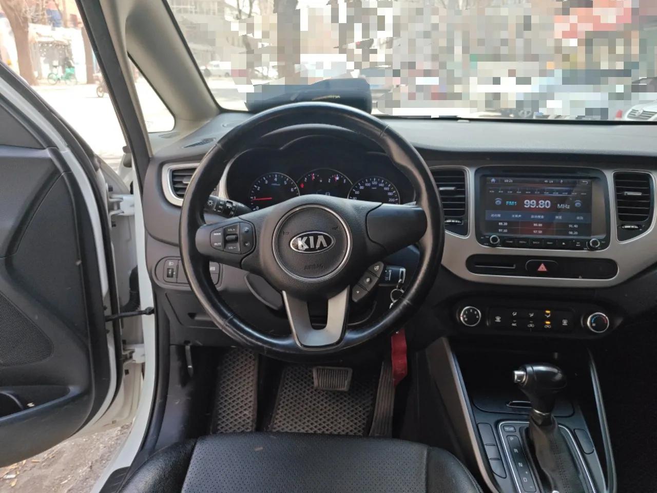 Kia Carens 2013 2.0L 7-Seater Automatic Comfort Edition China V Standard — миниатюра 11