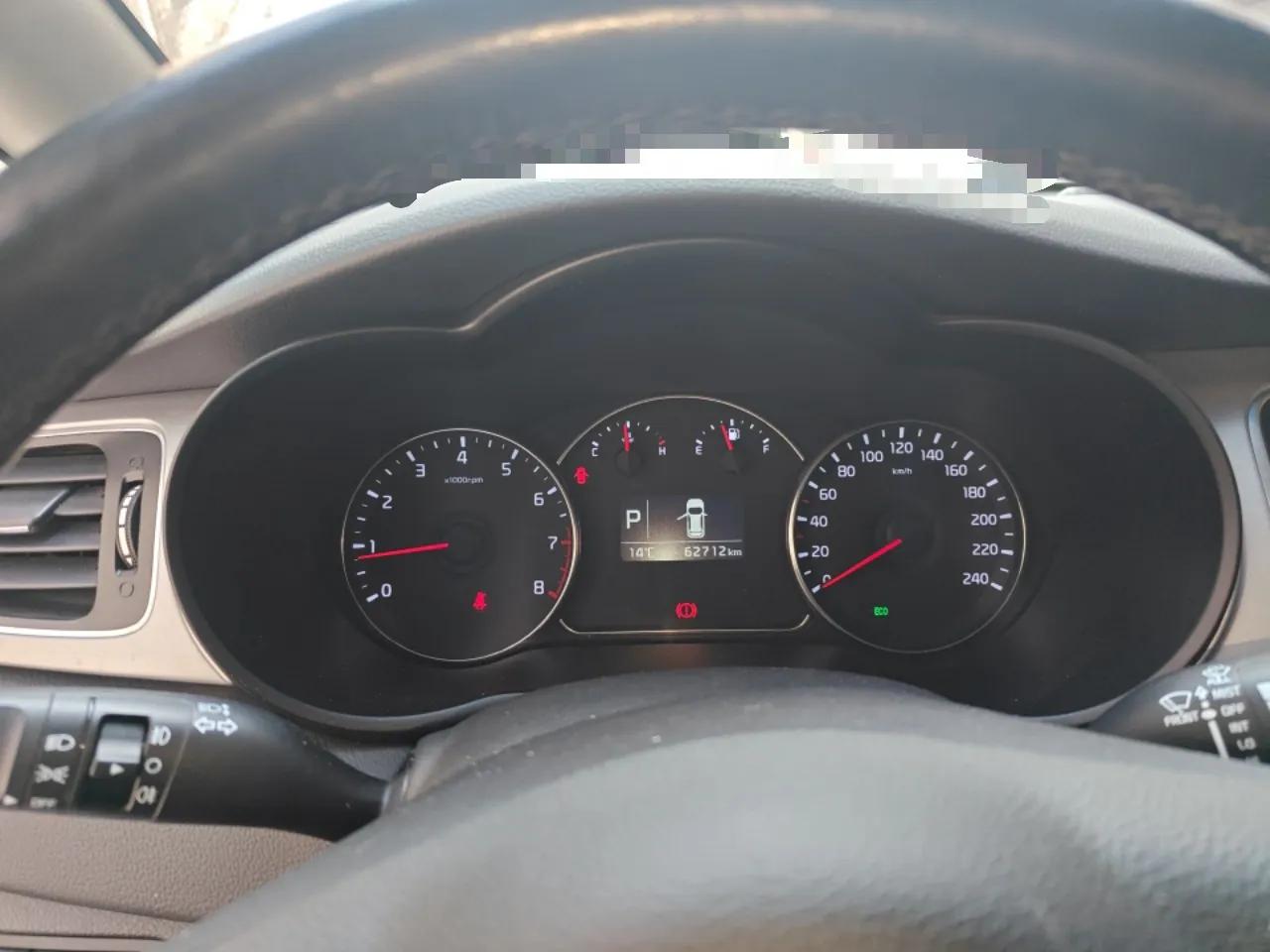 Kia Carens 2013 2.0L 7-Seater Automatic Comfort Edition China V Standard — миниатюра 12