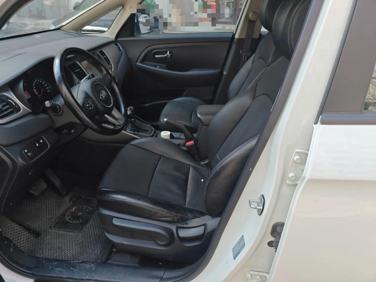Kia Carens 2013 2.0L 7-Seater Automatic Comfort Edition China V Standard — миниатюра 16