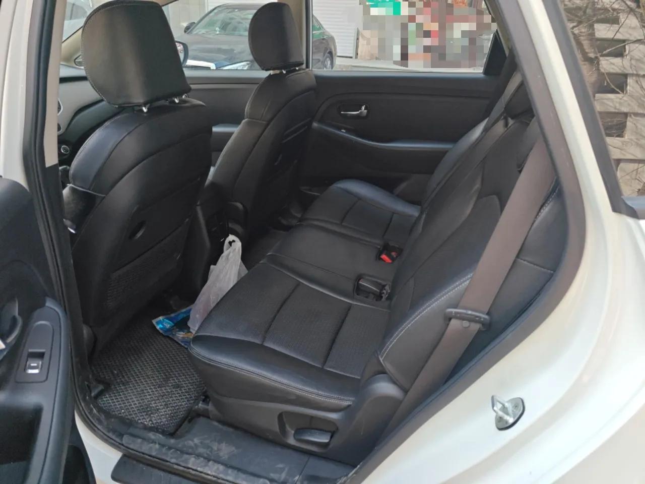 Kia Carens 2013 2.0L 7-Seater Automatic Comfort Edition China V Standard — миниатюра 18