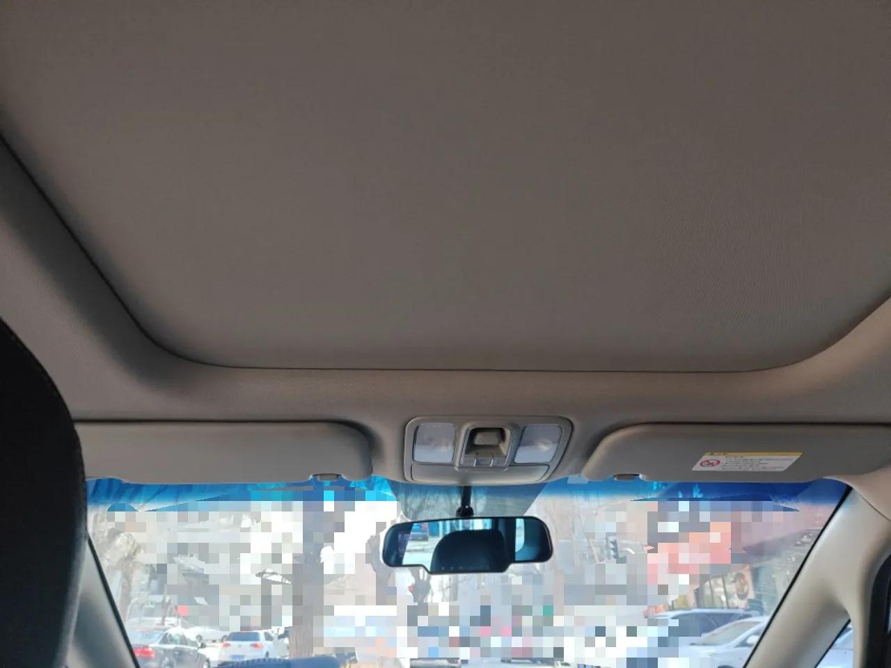 Kia Carens 2013 2.0L 7-Seater Automatic Comfort Edition China V Standard — миниатюра 19