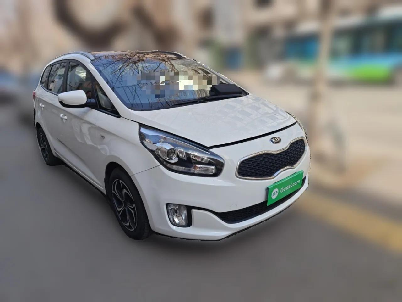 Kia Carens 2013 2.0L 7-Seater Automatic Comfort Edition China V Standard — миниатюра 3