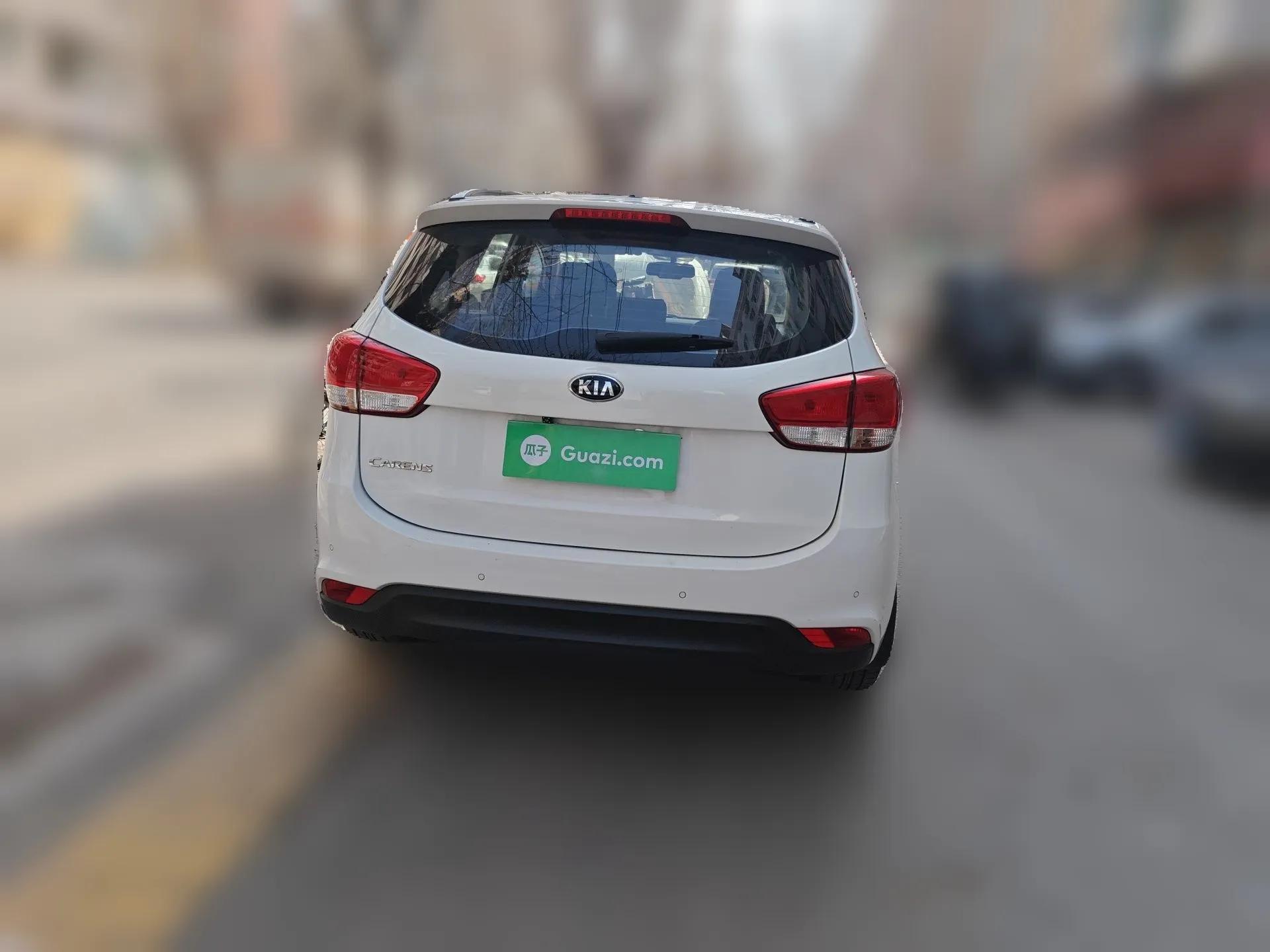 Kia Carens 2013 2.0L 7-Seater Automatic Comfort Edition China V Standard — миниатюра 5