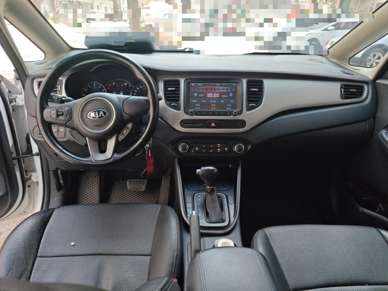 Kia Carens 2013 2.0L 7-Seater Automatic Comfort Edition China V Standard — миниатюра 10