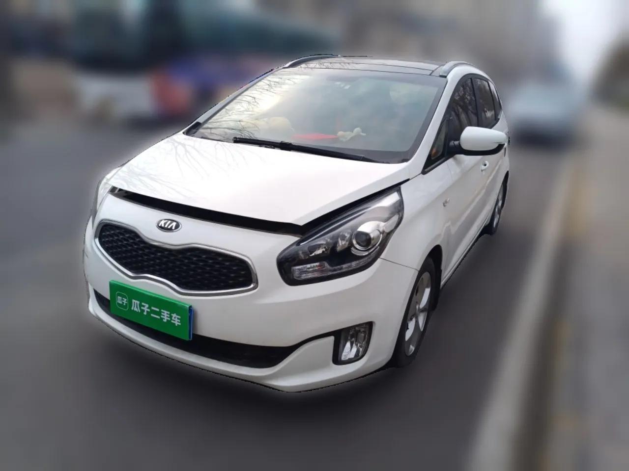 Kia Carens 2013 2.0L 5-Seater Automatic Standard Version China IV Standard — миниатюра 1