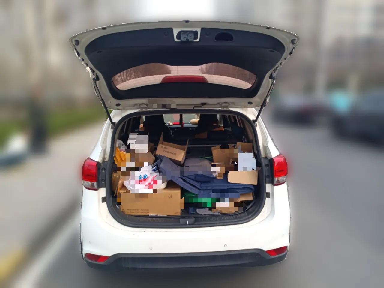 Kia Carens 2013 2.0L 5-Seater Automatic Standard Version China IV Standard — миниатюра 20