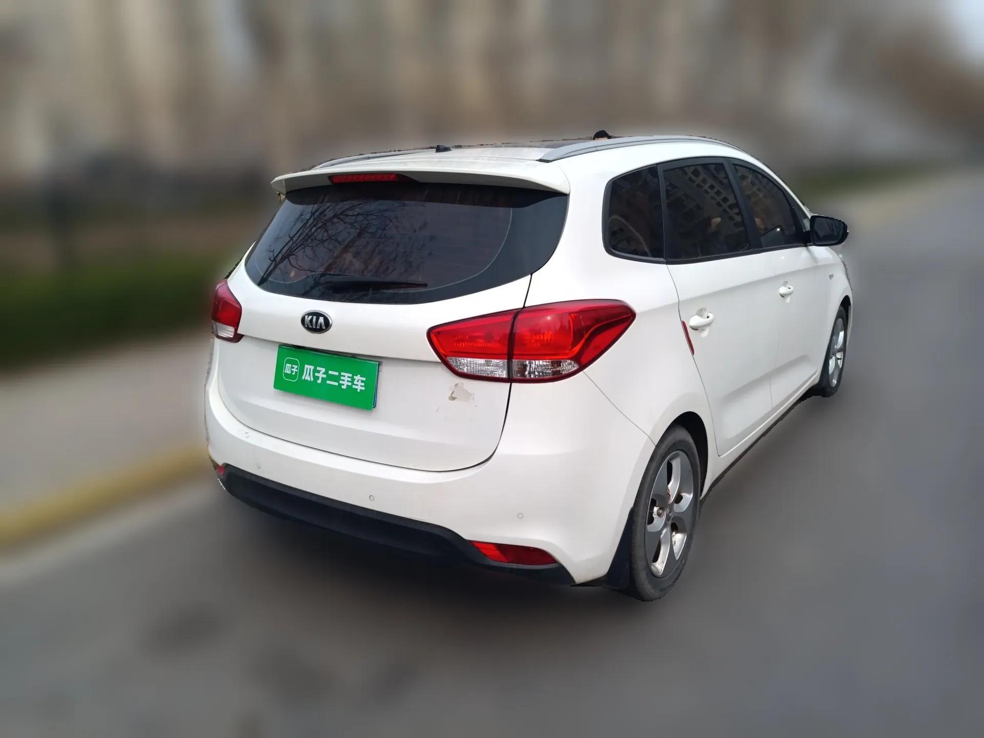 Kia Carens 2013 2.0L 5-Seater Automatic Standard Version China IV Standard — миниатюра 6