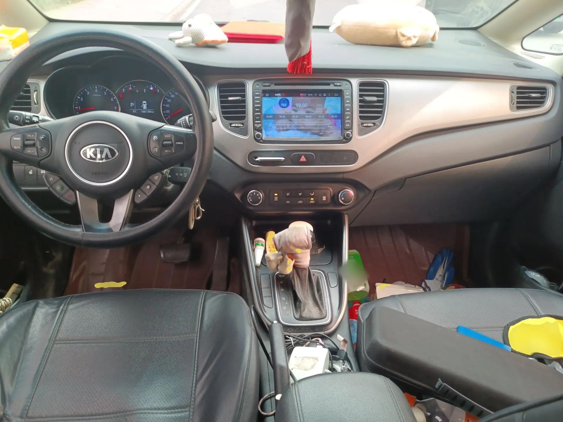 Kia Carens 2013 2.0L 5-Seater Automatic Standard Version China IV Standard — миниатюра 10
