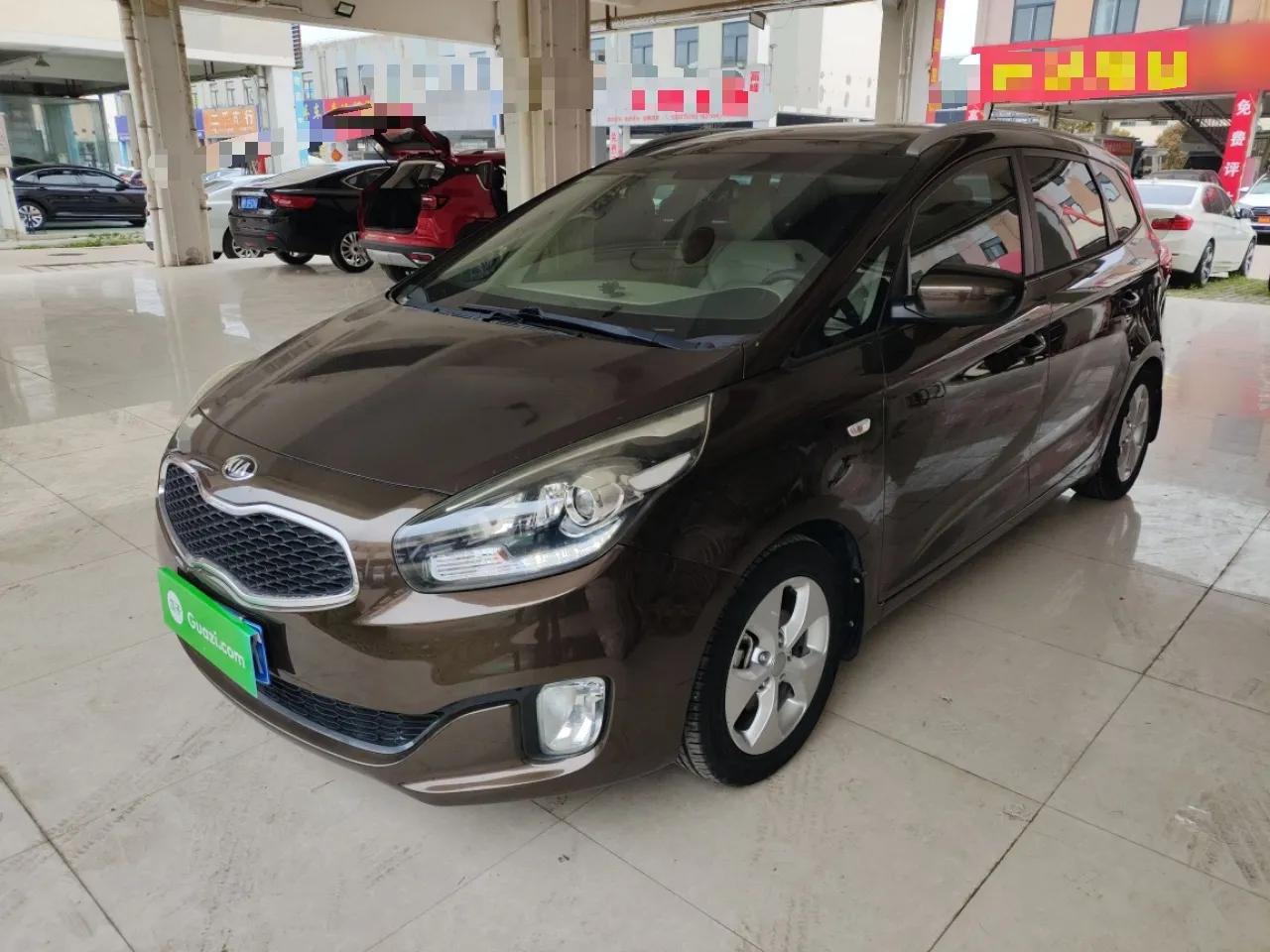 Kia Carens 2013 2.0L 7-Seater Automatic Comfort Edition China IV Standard — миниатюра 1