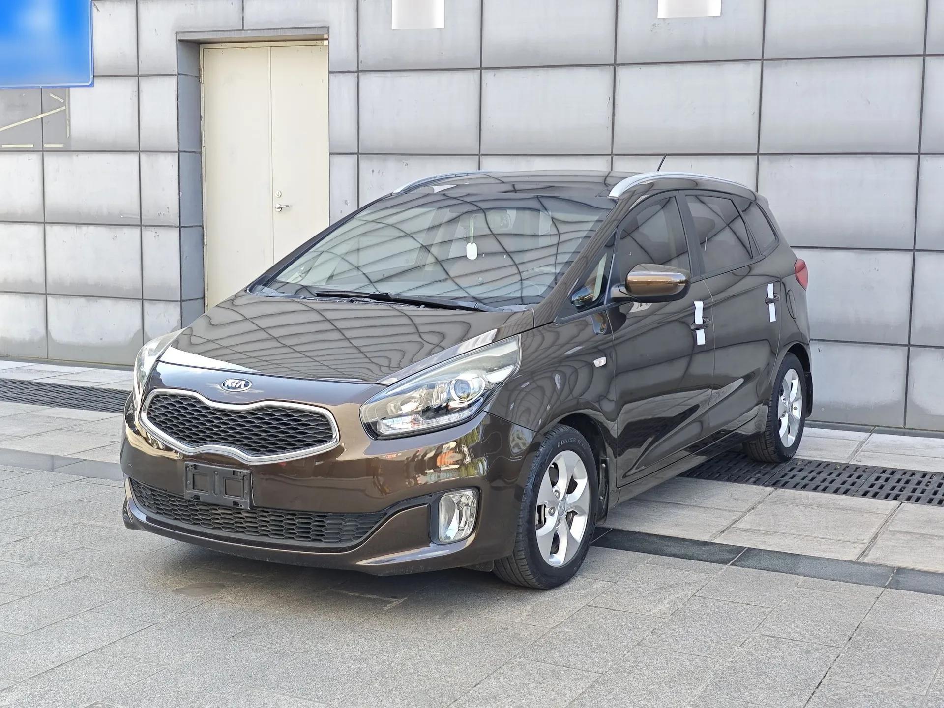Kia Carens 2013 2.0L 7-Seater Automatic Standard Version China V Standard — миниатюра 1