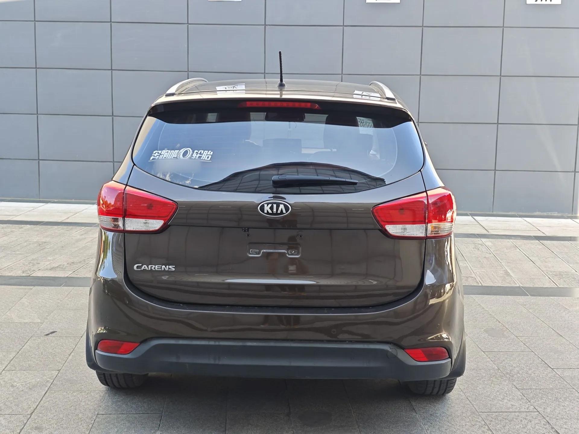 Kia Carens 2013 2.0L 7-Seater Automatic Standard Version China V Standard — миниатюра 6