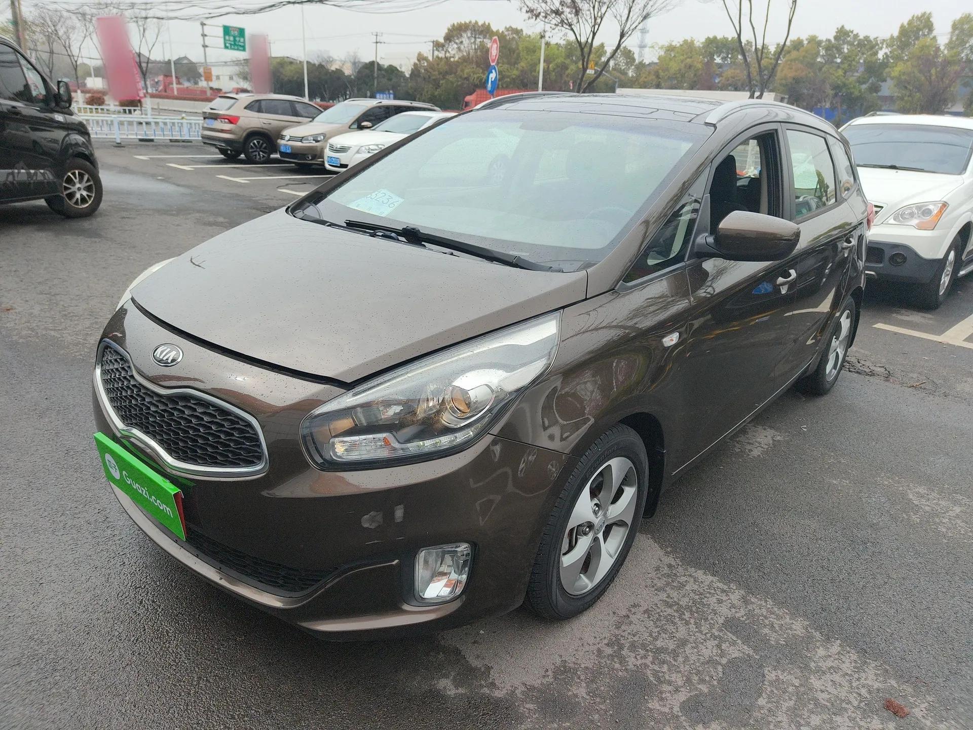 Kia Carens 2013 2.0L 5-Seater Automatic Standard Version China V Standard — миниатюра 1