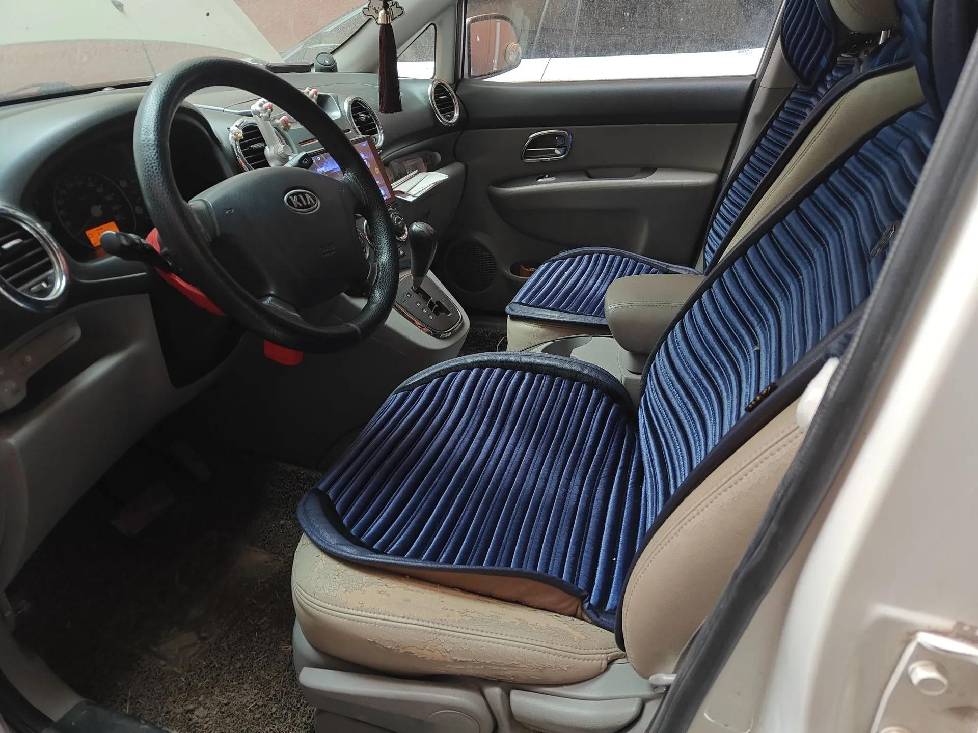 Kia Carens 2011 2.0L 7-Seater Automatic Standard Edition — миниатюра 16