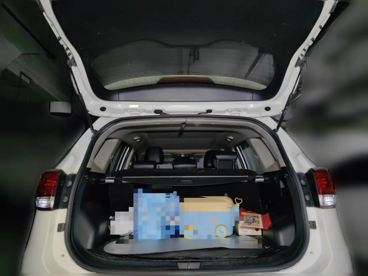Kia Carens 2013 2.0L 5-Seater Automatic Comfort Version China IV Standard — миниатюра 20
