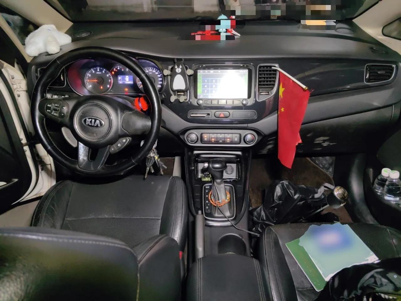 Kia Carens 2013 2.0L 5-Seater Automatic Comfort Version China IV Standard — миниатюра 10