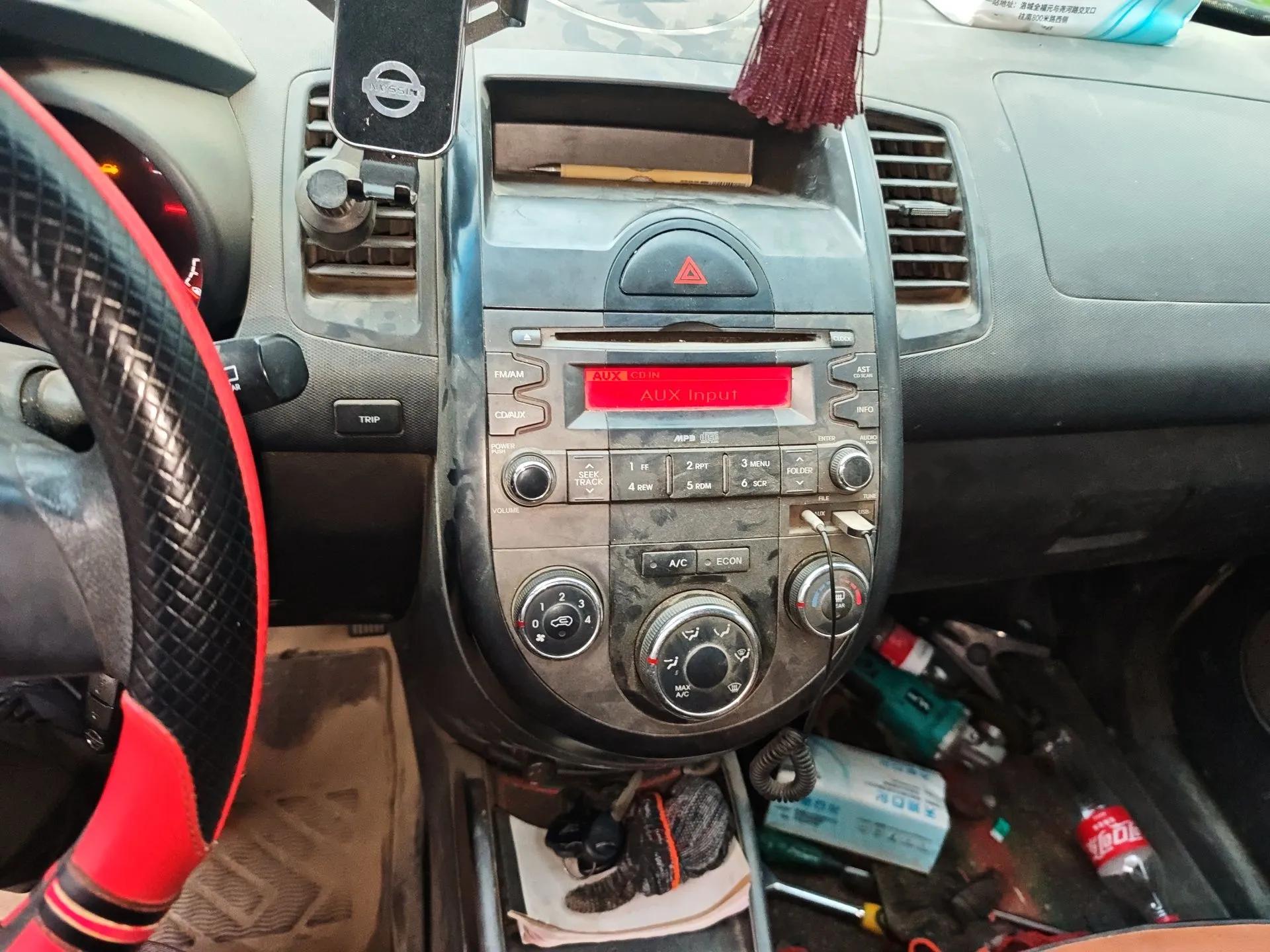 Kia Soul 2012 1.6L MT GL — миниатюра 14