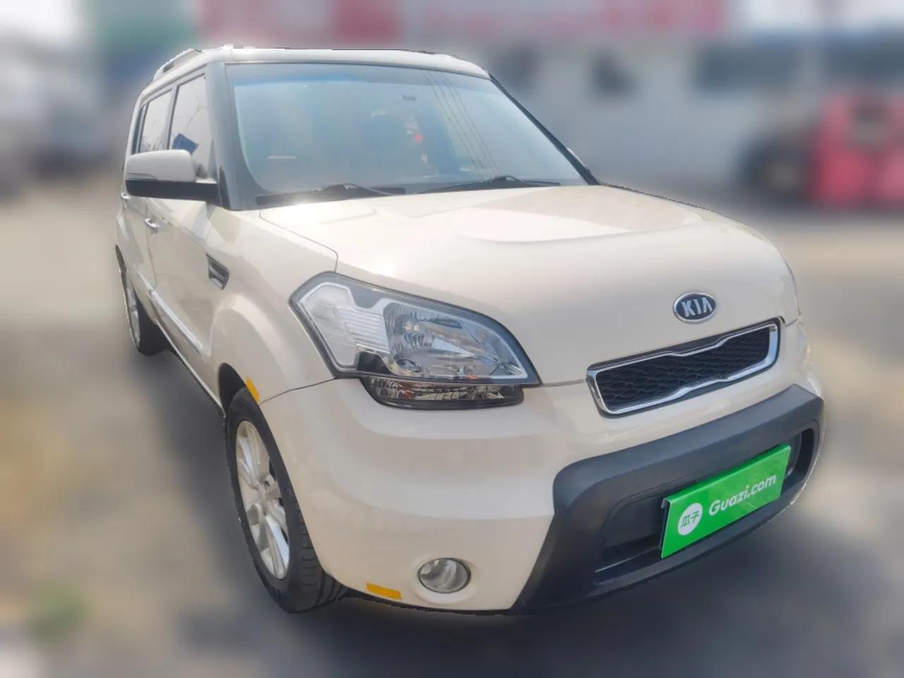 Kia Soul 2012 1.6L MT GLS — миниатюра 3