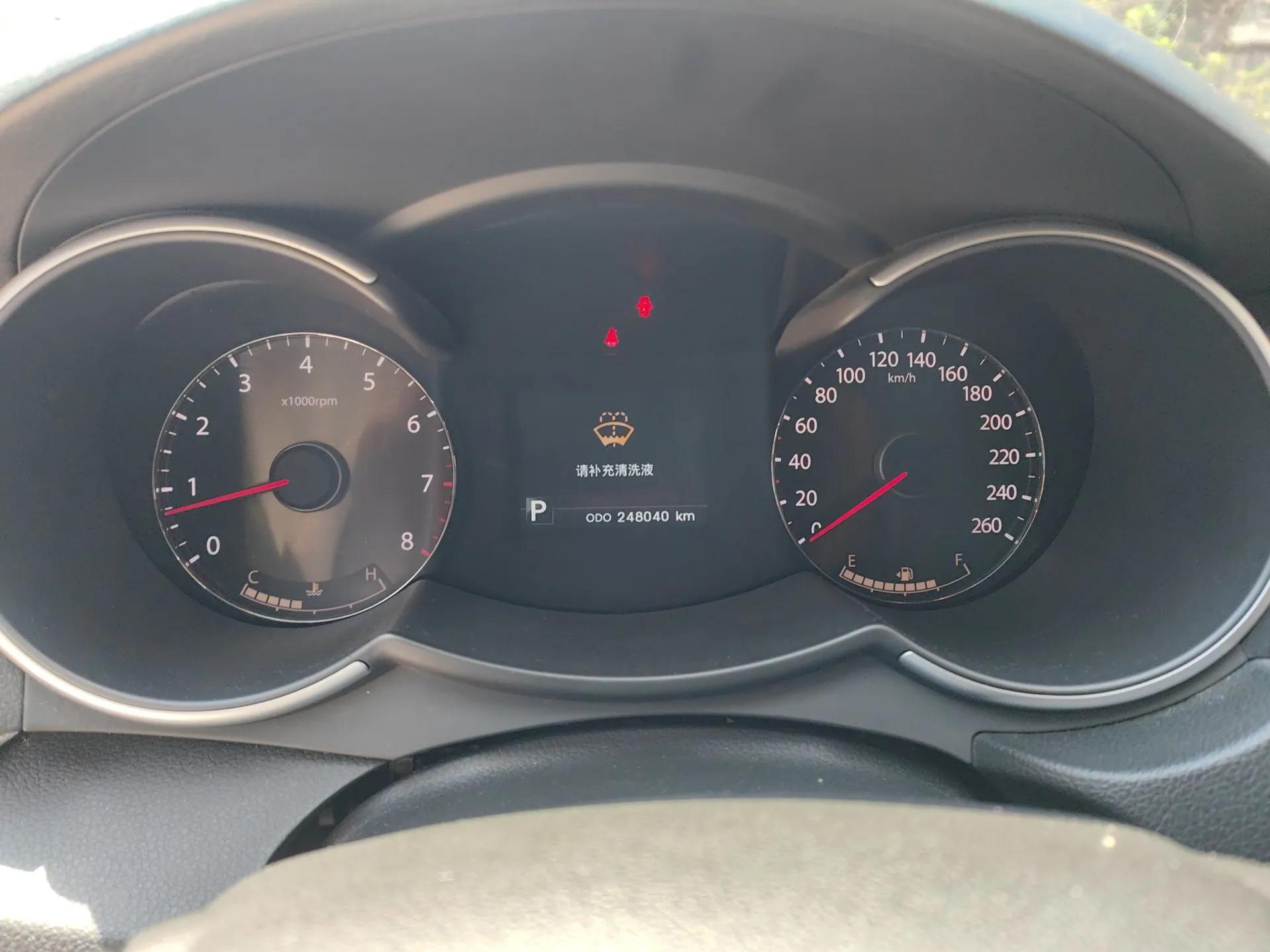 Kia Cadenza 2012 2.4L Luxury Version — миниатюра 12