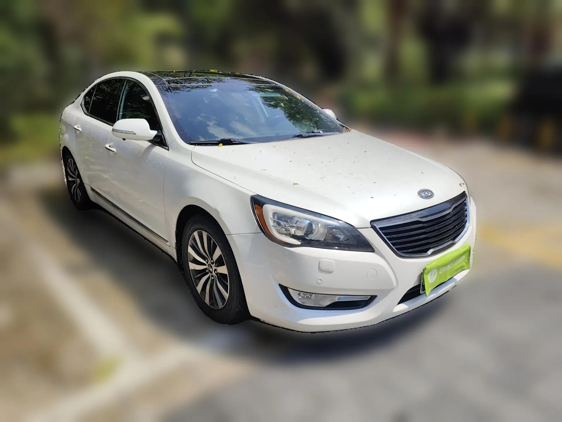 Kia Cadenza 2012 2.4L Luxury Version — миниатюра 3