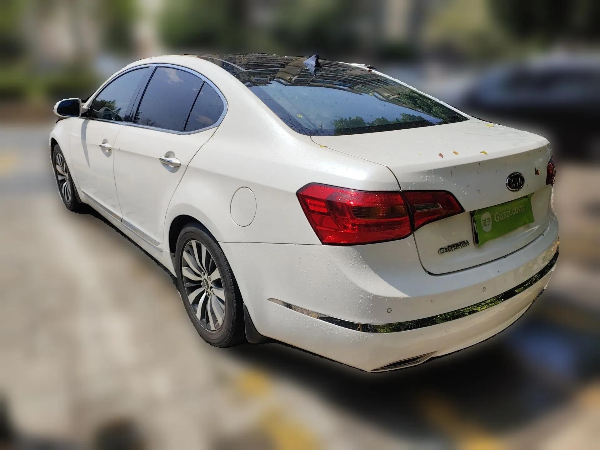 Kia Cadenza 2012 2.4L Luxury Version — миниатюра 4