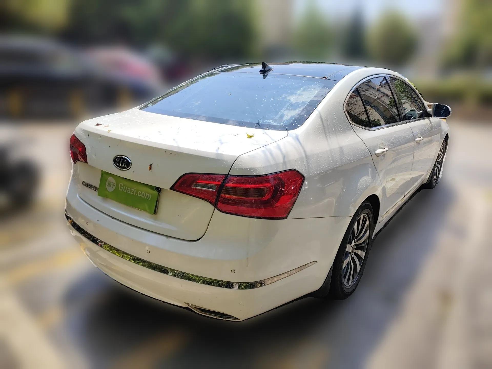 Kia Cadenza 2012 2.4L Luxury Version — миниатюра 6