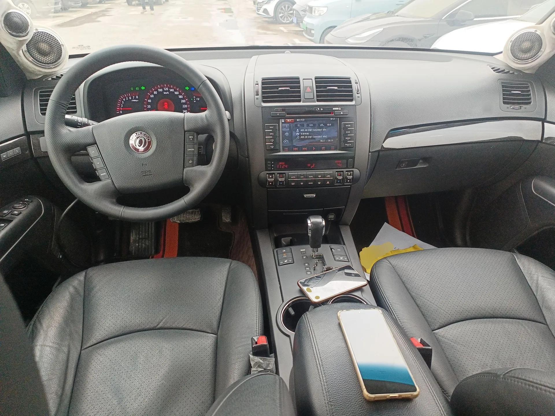 Kia Borrego 2015 3.8L Luxury Edition China IV — миниатюра 12
