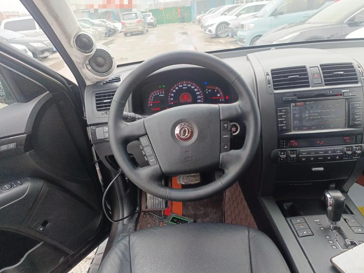 Kia Borrego 2015 3.8L Luxury Edition China IV — миниатюра 13