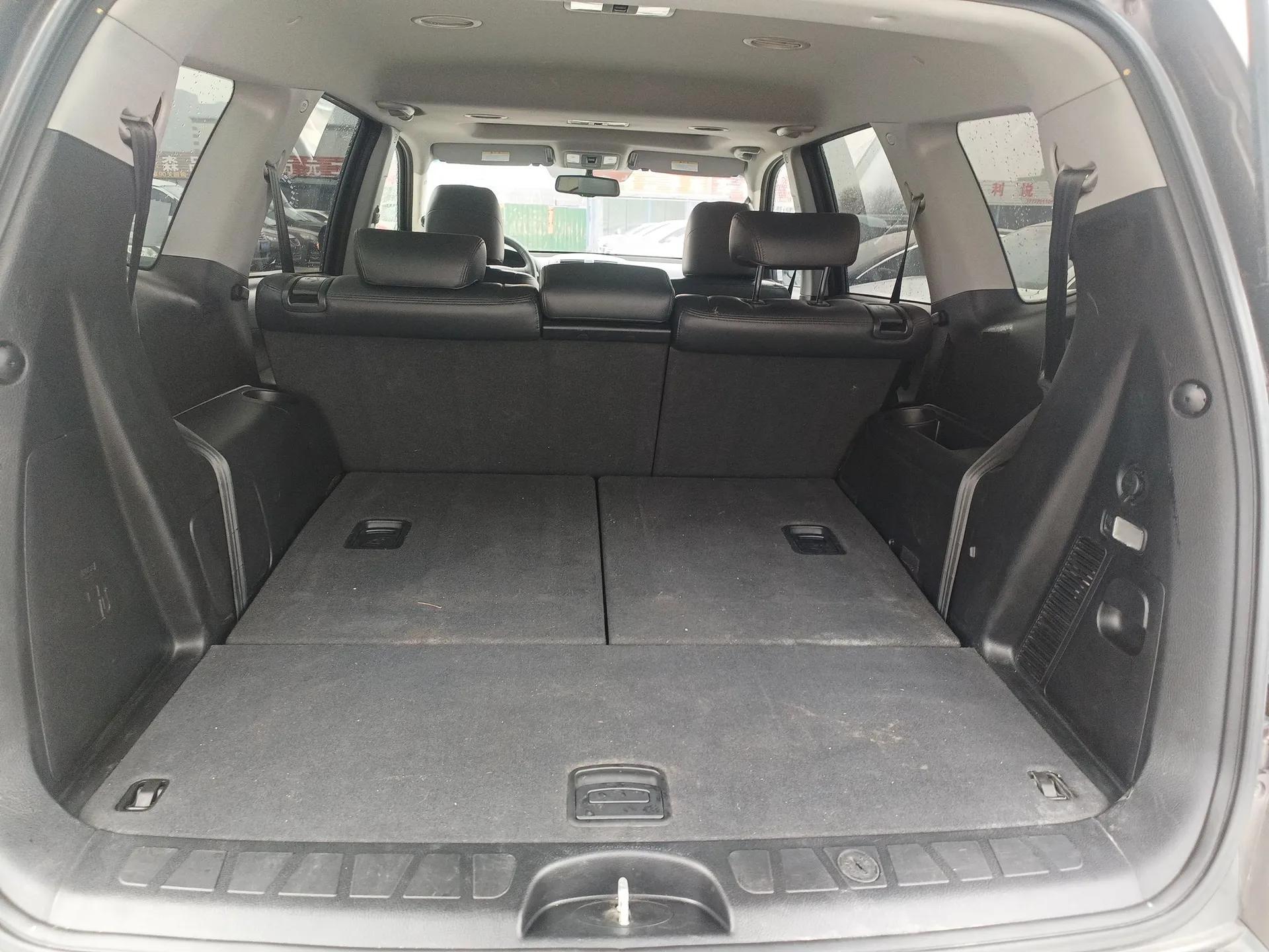 Kia Borrego 2015 3.8L Luxury Edition China IV — миниатюра 21