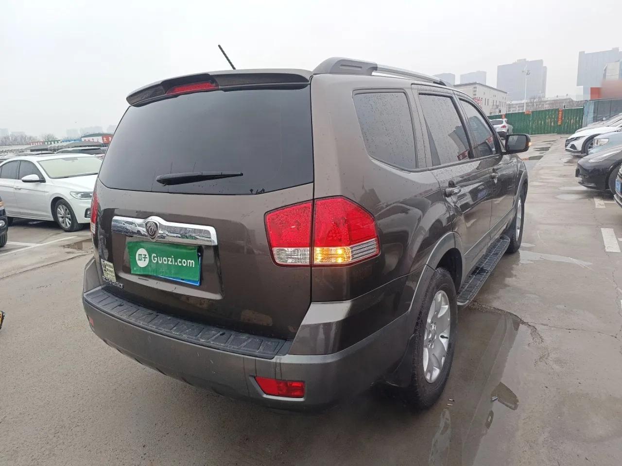 Kia Borrego 2015 3.8L Luxury Edition China IV — миниатюра 4