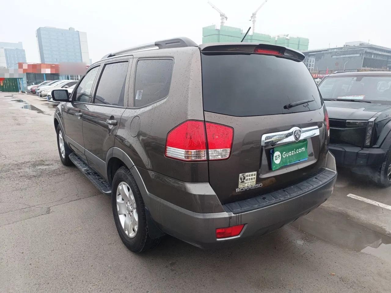 Kia Borrego 2015 3.8L Luxury Edition China IV — миниатюра 7