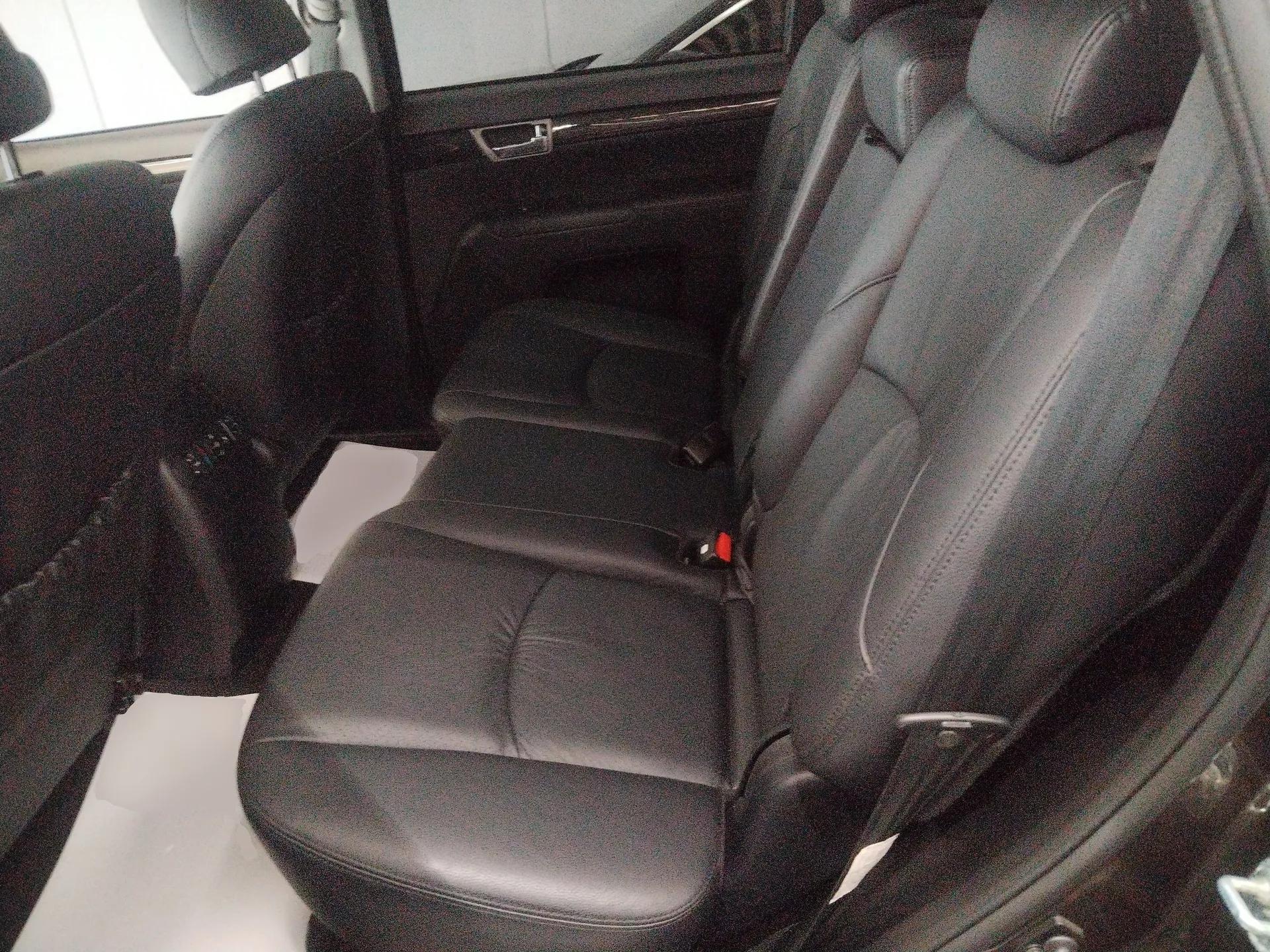 Kia Borrego 2015 3.8L Luxury Edition China IV — миниатюра 22