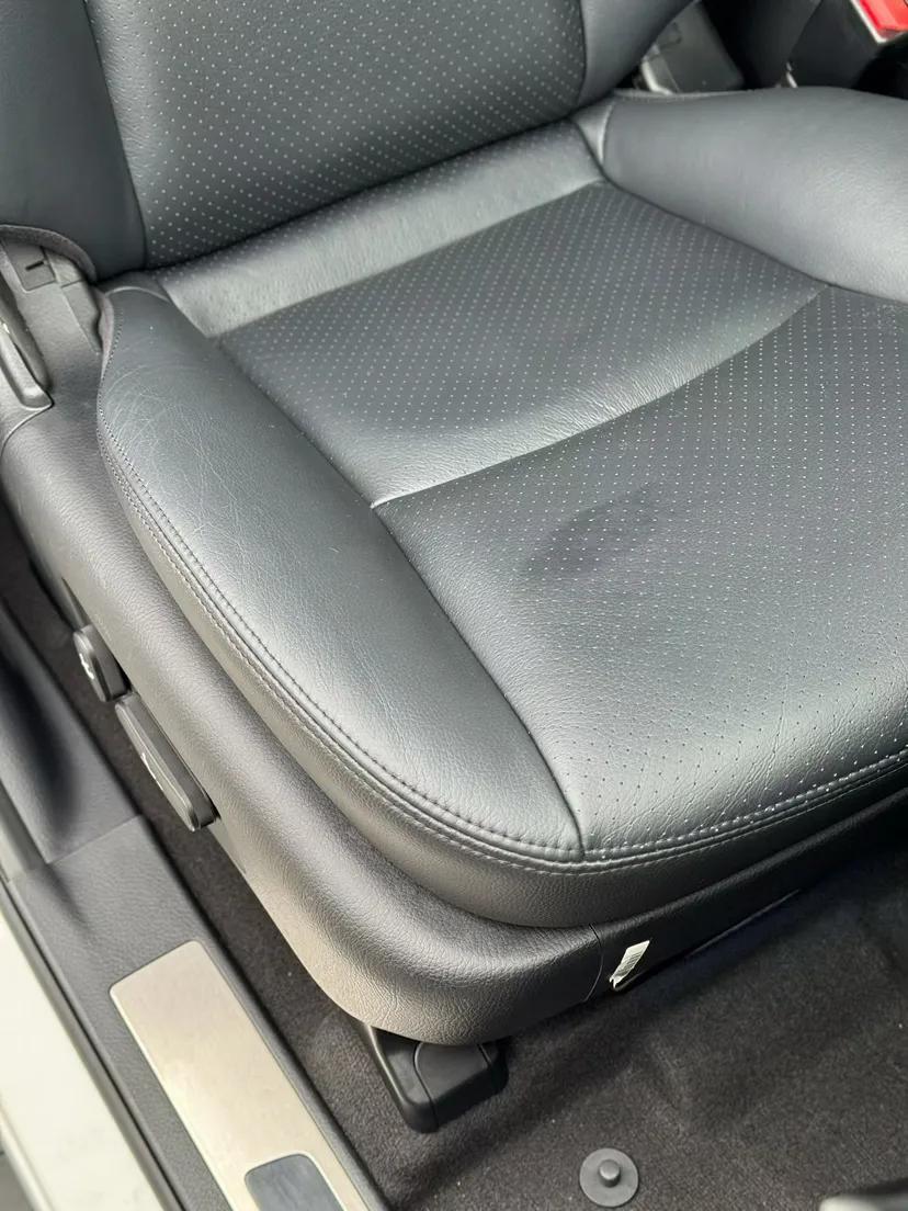 Kia Borrego 2015 3.8L Luxury Edition China IV — миниатюра 9