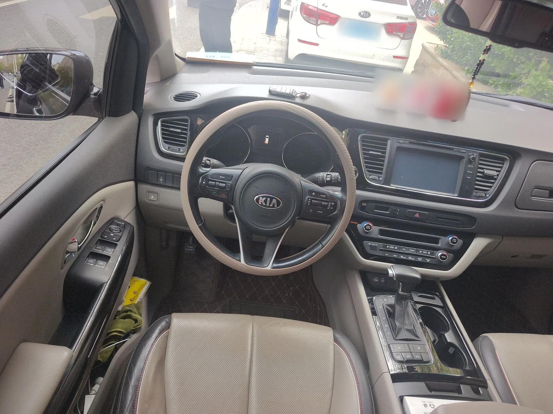 Kia Carnival 2015 3.3 GDI Flagship Version China V Standard — миниатюра 11