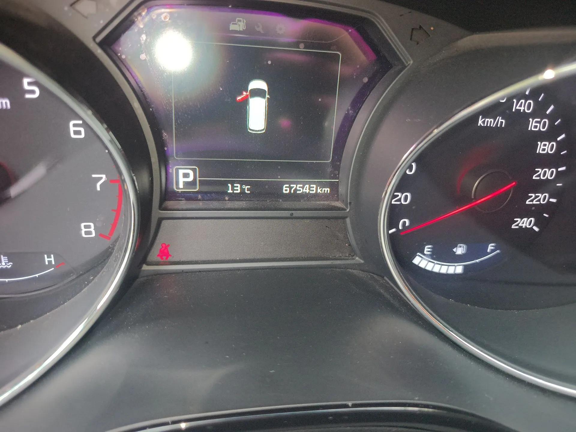 Kia Carnival 2015 3.3 GDI Flagship Version China V Standard — миниатюра 13