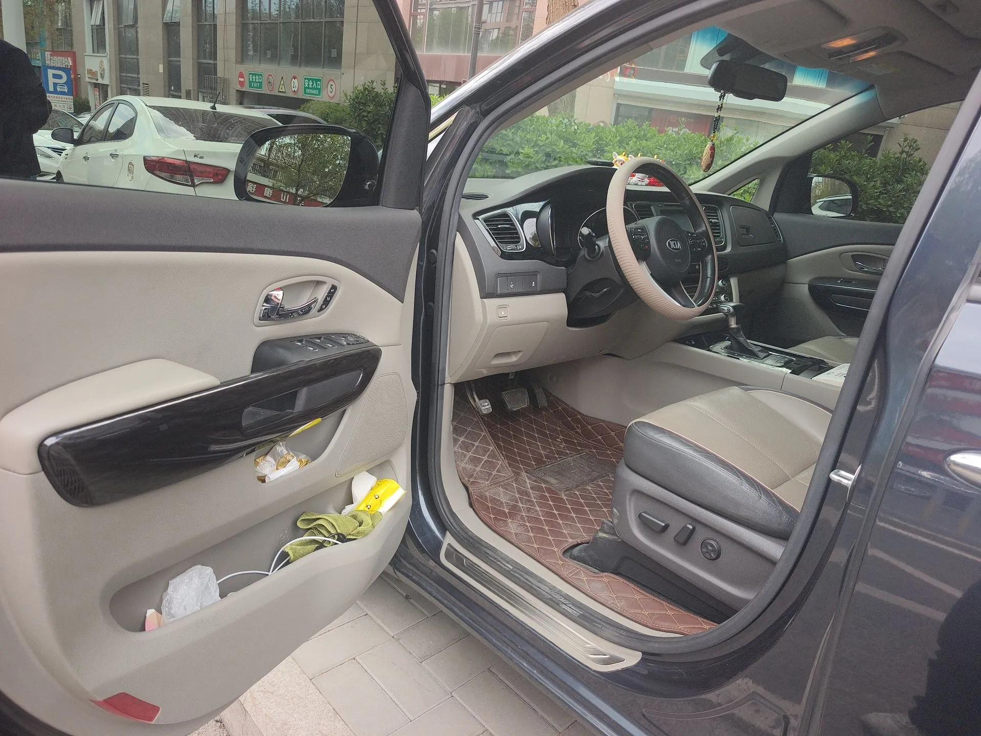 Kia Carnival 2015 3.3 GDI Flagship Version China V Standard — миниатюра 17