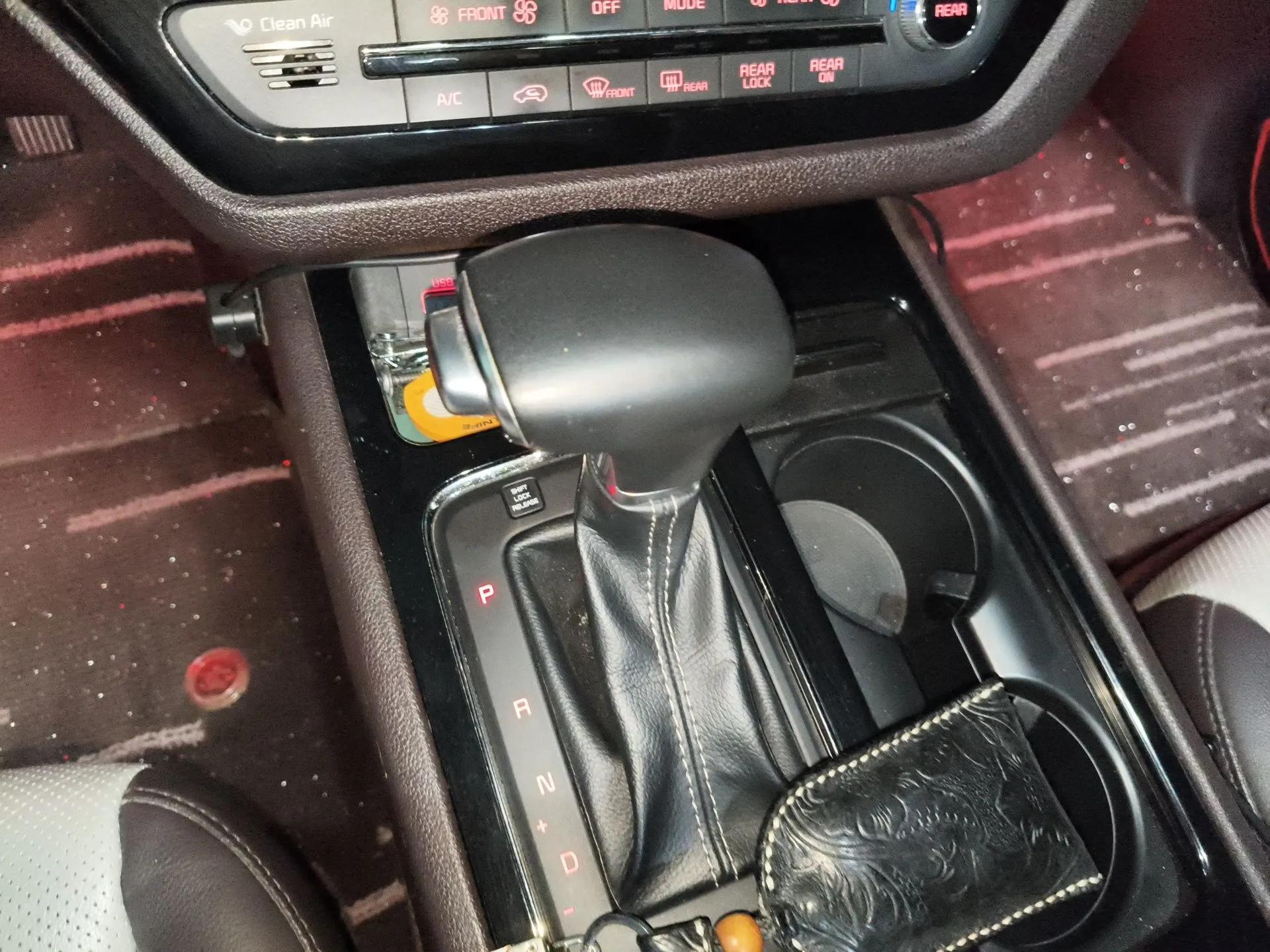 Kia Carnival 2017 2.2T Flagship Edition China V Standard — миниатюра 15