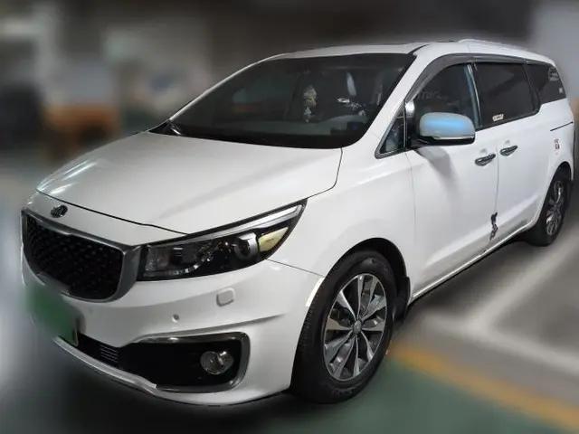 Kia Carnival 2017 2.2T Flagship Edition China V Standard