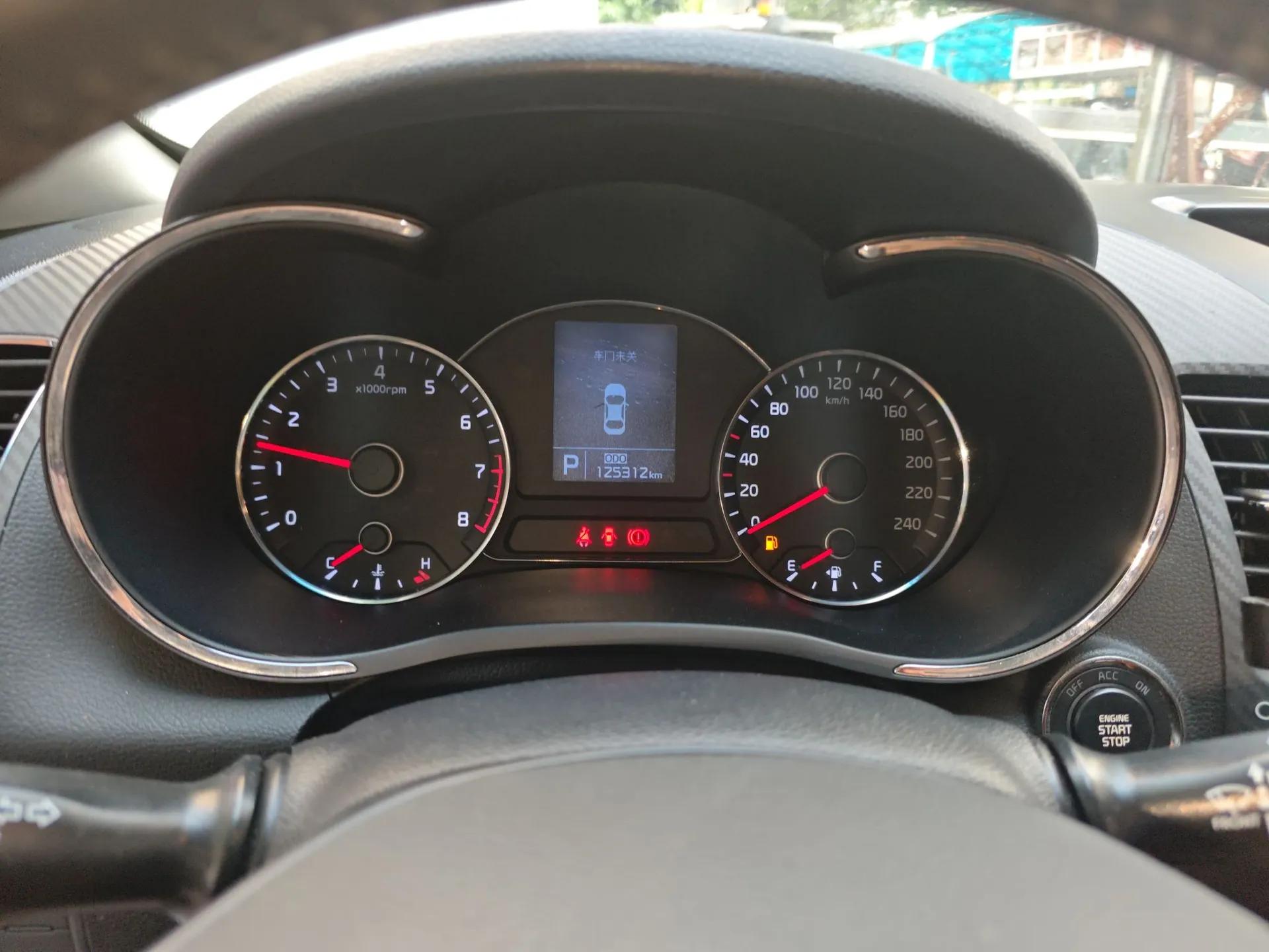 Kia K3S 2014 1.6L Automatic GLS — миниатюра 12