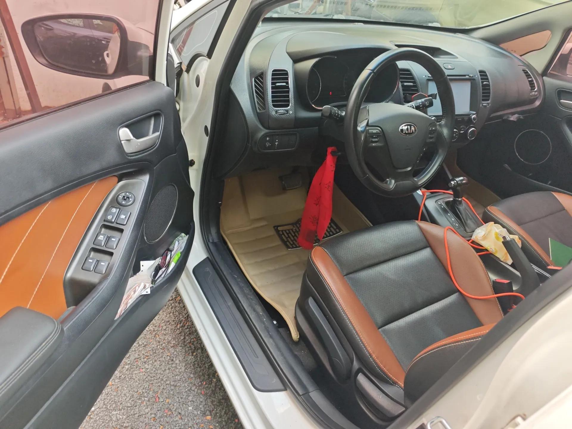 Kia K3S 2014 1.6L Automatic GLS — миниатюра 17