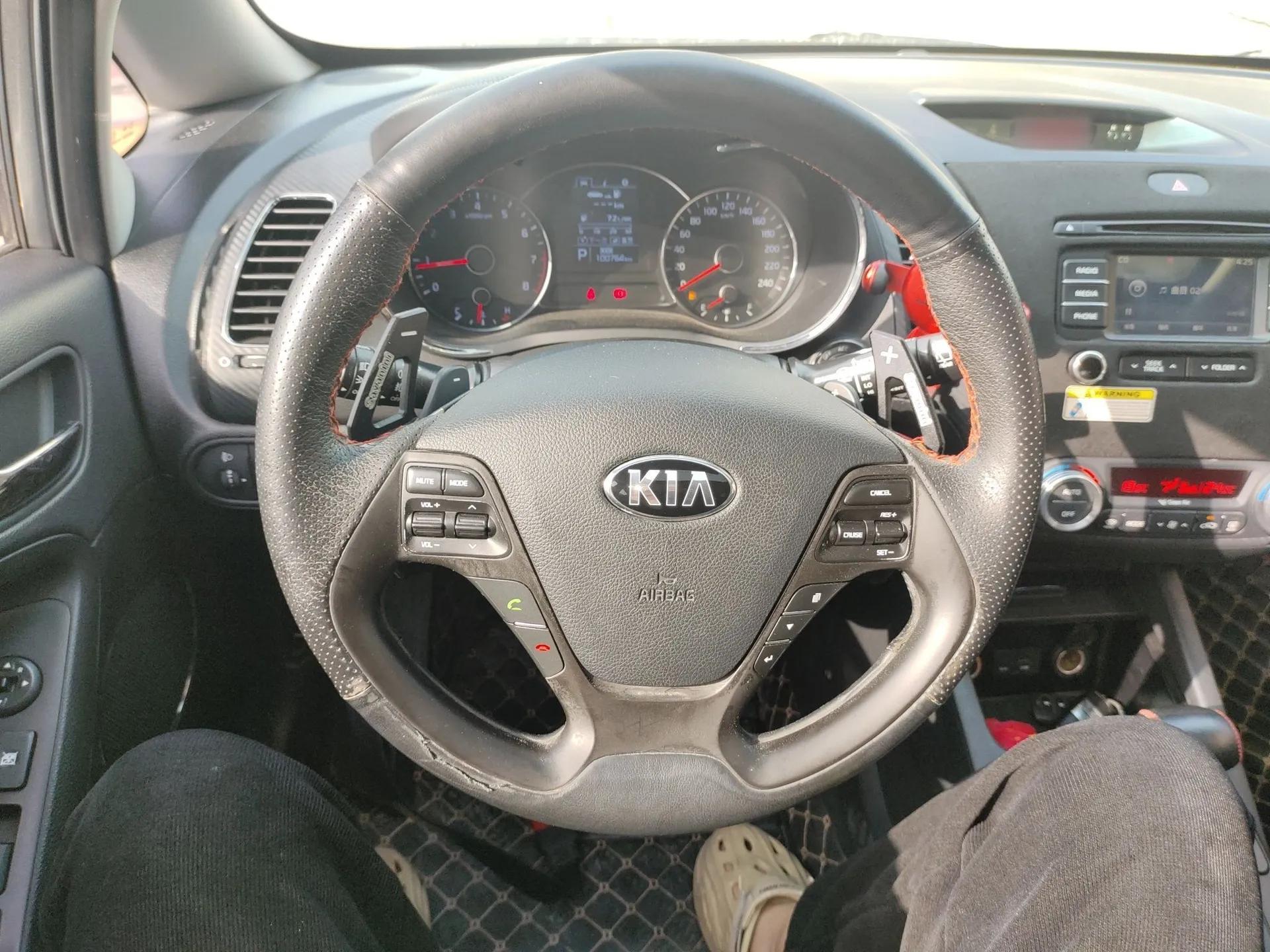 Kia K3S 2014 1.6L Automatic DLX — миниатюра 14