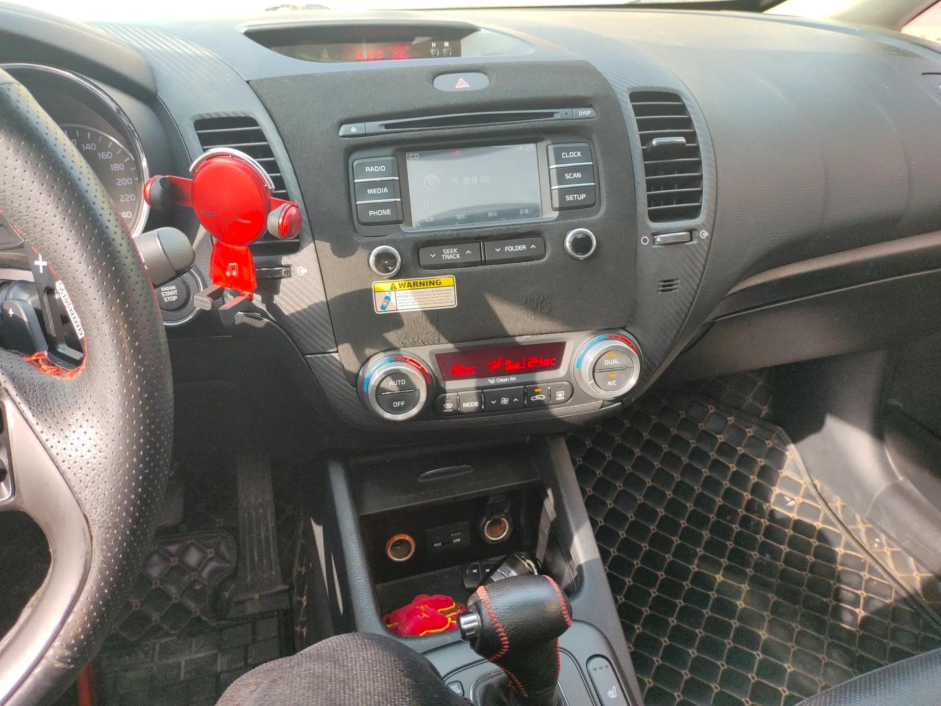 Kia K3S 2014 1.6L Automatic DLX — миниатюра 16
