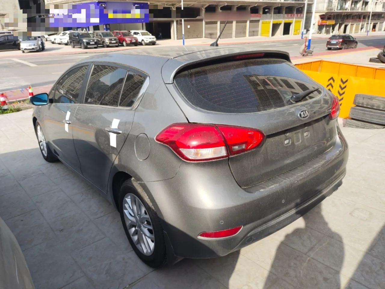 Kia K3S 2014 1.6L Automatic DLX — миниатюра 4