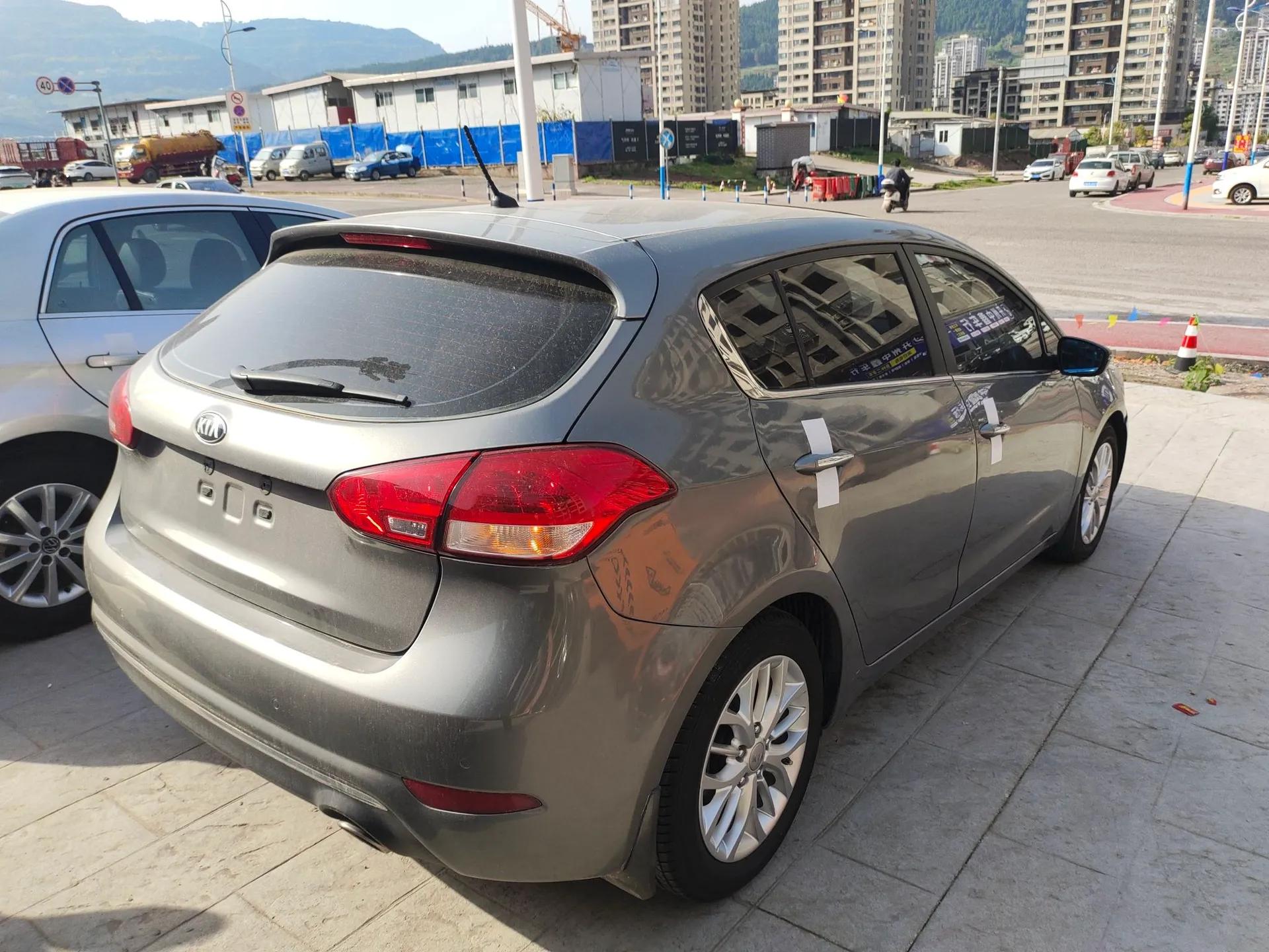 Kia K3S 2014 1.6L Automatic DLX — миниатюра 6
