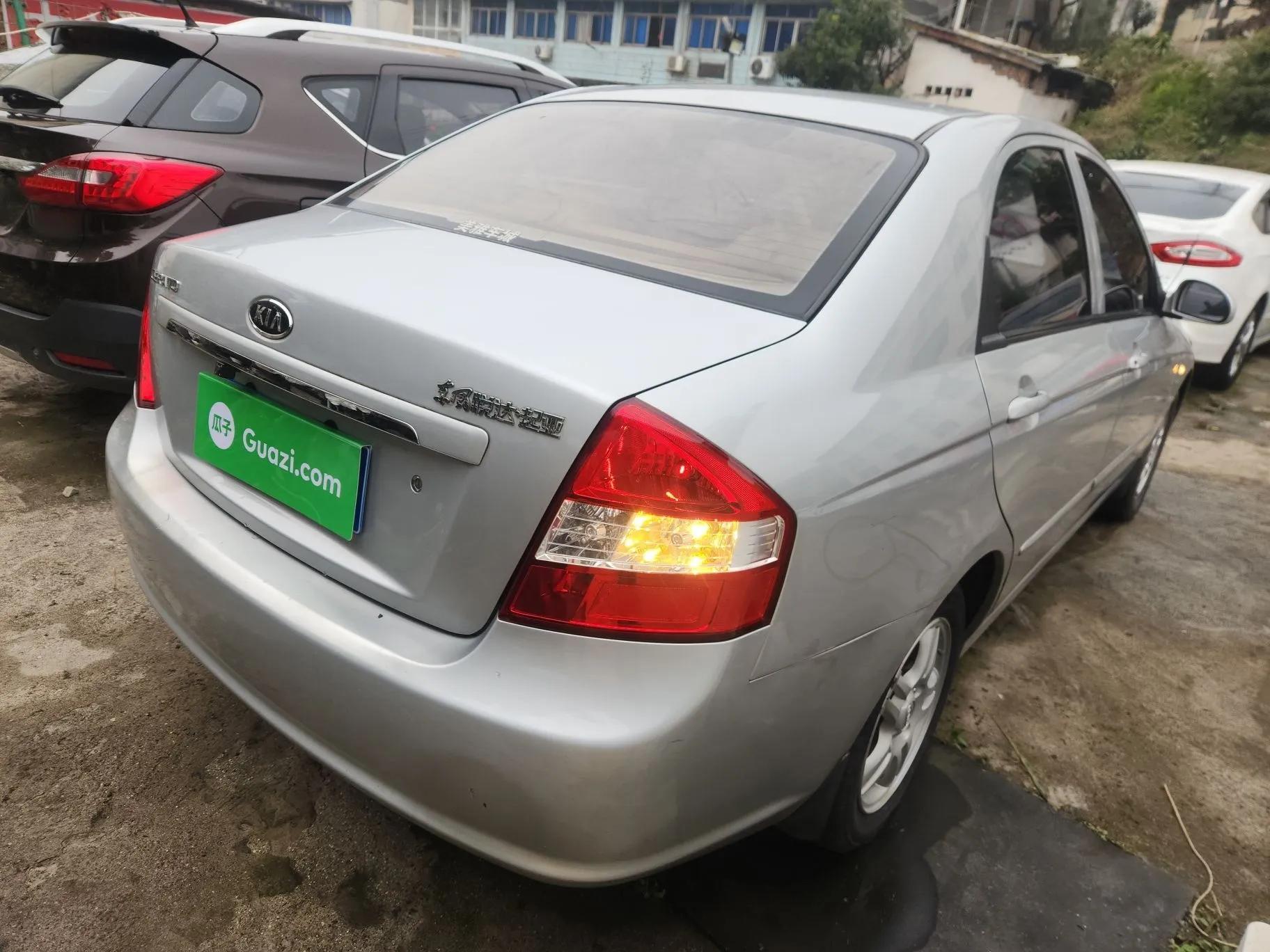 Kia Cerato 2012 1.6L MT GL — миниатюра 6