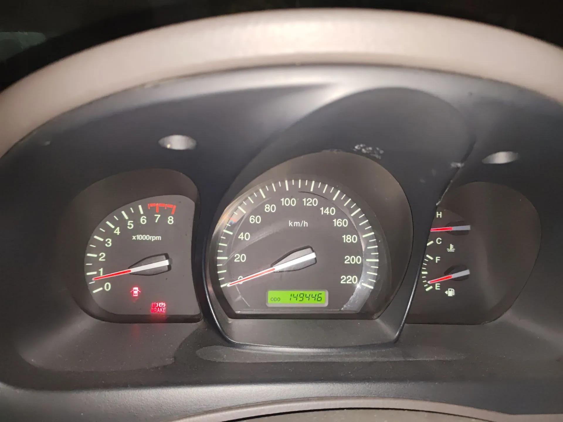 Kia Cerato 2012 1.6L MT GL — миниатюра 12